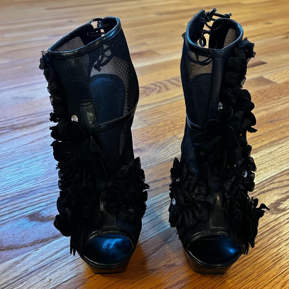 Embellished Flower Black Mesh Bootie Colin Stuart size 9 - Picture 4 of 9
